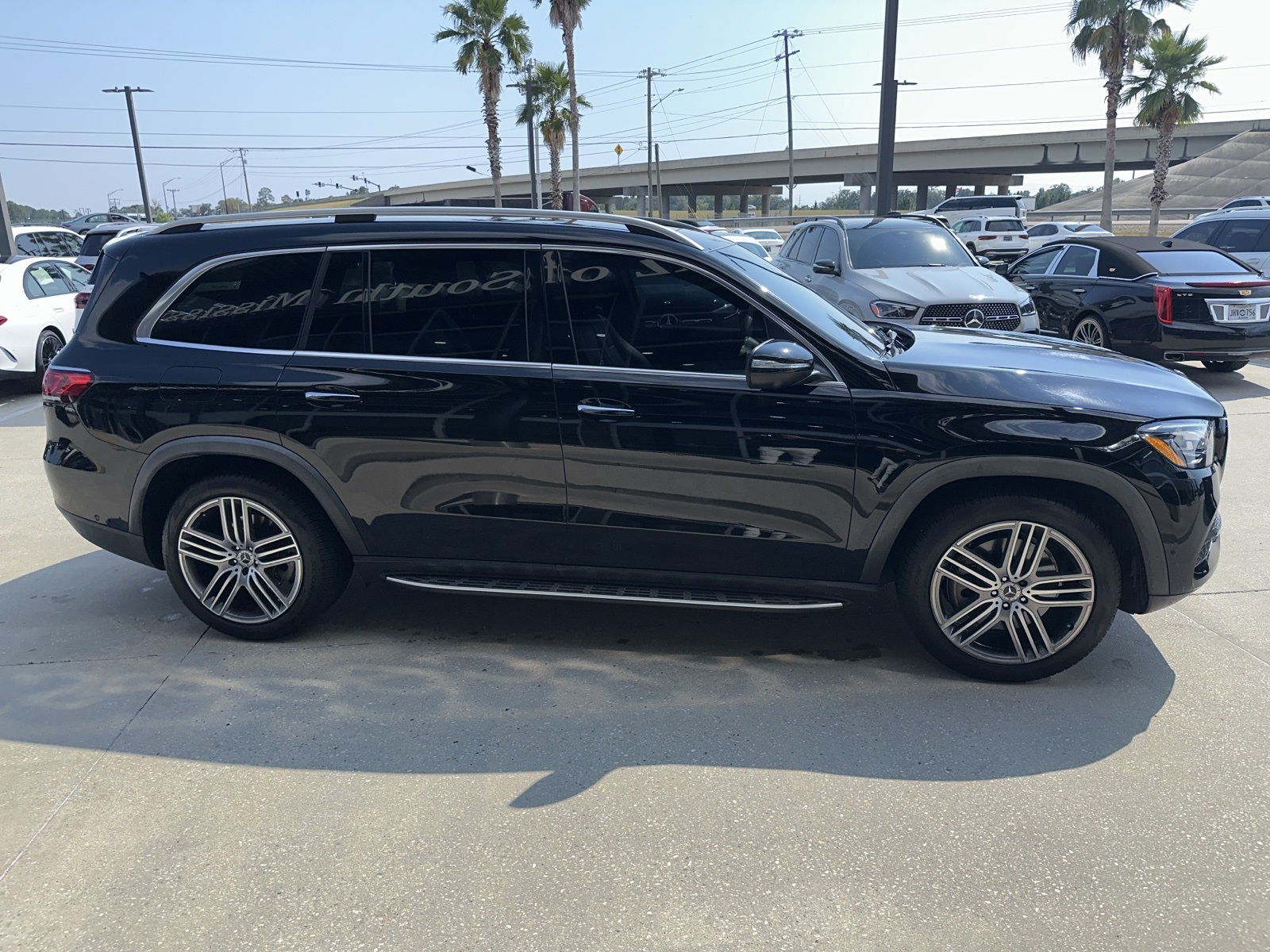 2022 Mercedes Benz GLS 450 4MATIC photo 9
