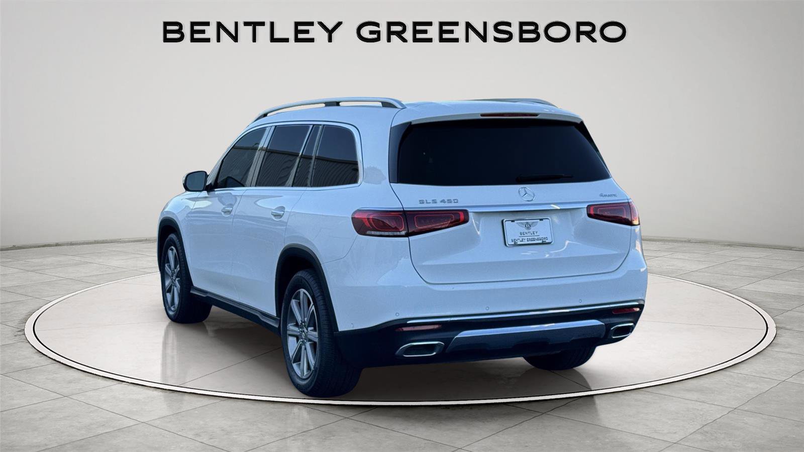 2023 Mercedes Benz GLS 450 4MATIC photo 4