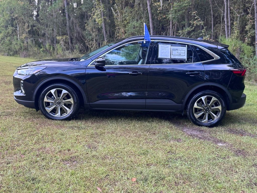 2023 Ford Escape Platinum photo 4