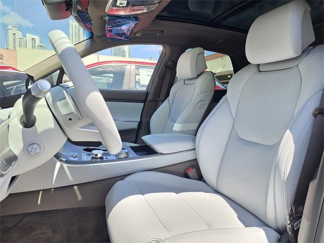 2026 Genesis GV70 2.5T Advanced photo 13