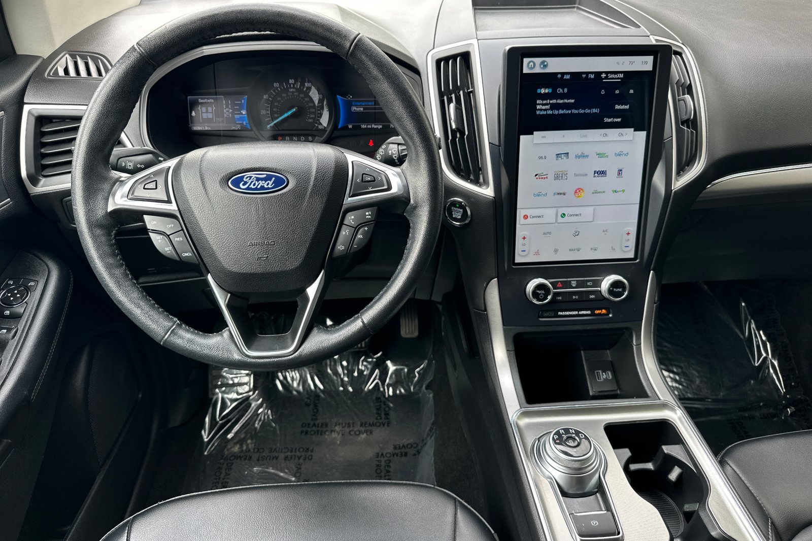 2022 Ford Edge SEL photo 13