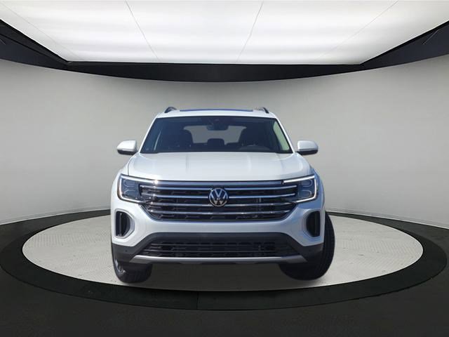 2026 Volkswagen Atlas SE Technology photo 2