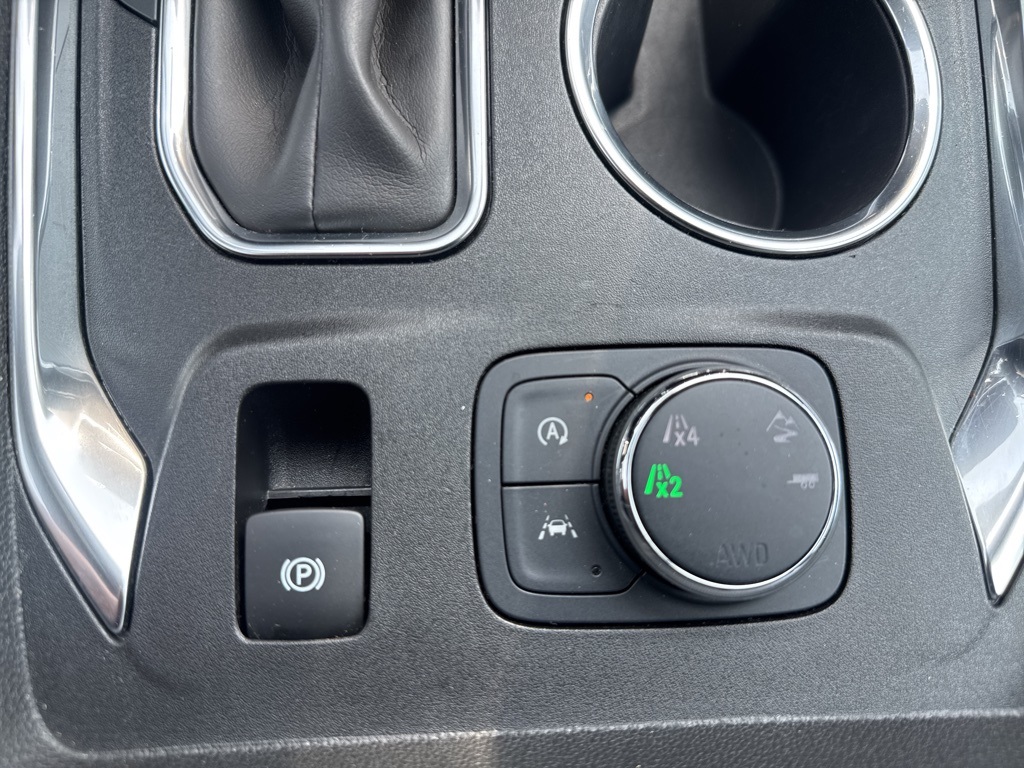 2022 Chevrolet Traverse Cloth photo 39