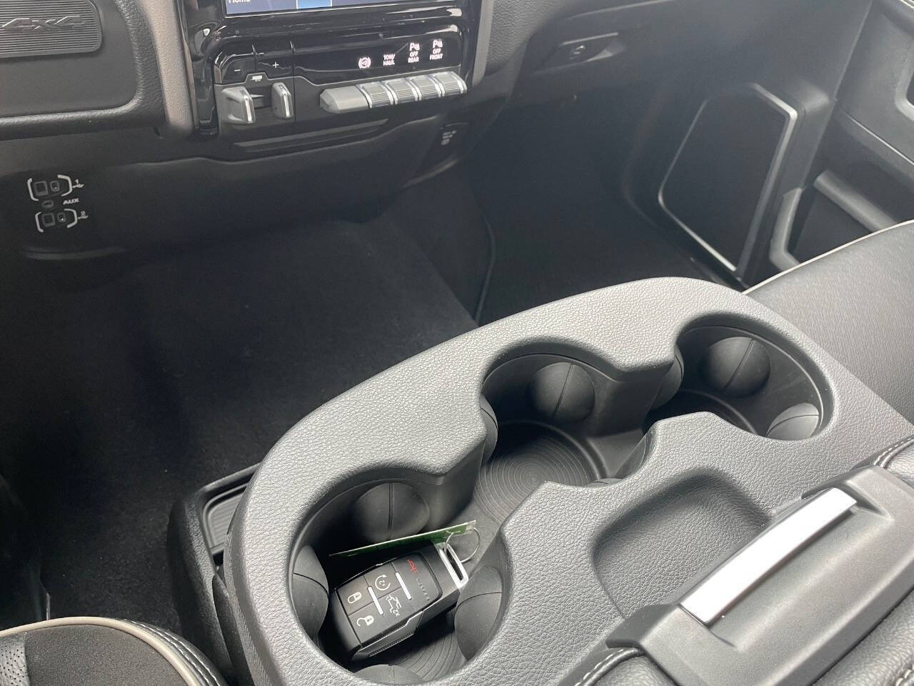 2022 Ram 2500 Laramie photo 21