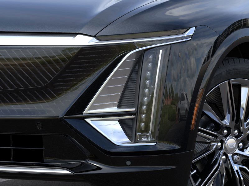 2025 Cadillac Lyriq Luxury photo 9