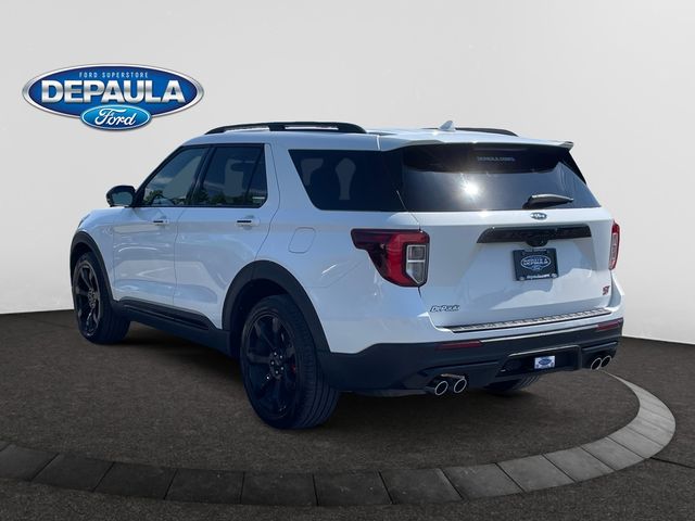 2023 Ford Explorer ST photo 2