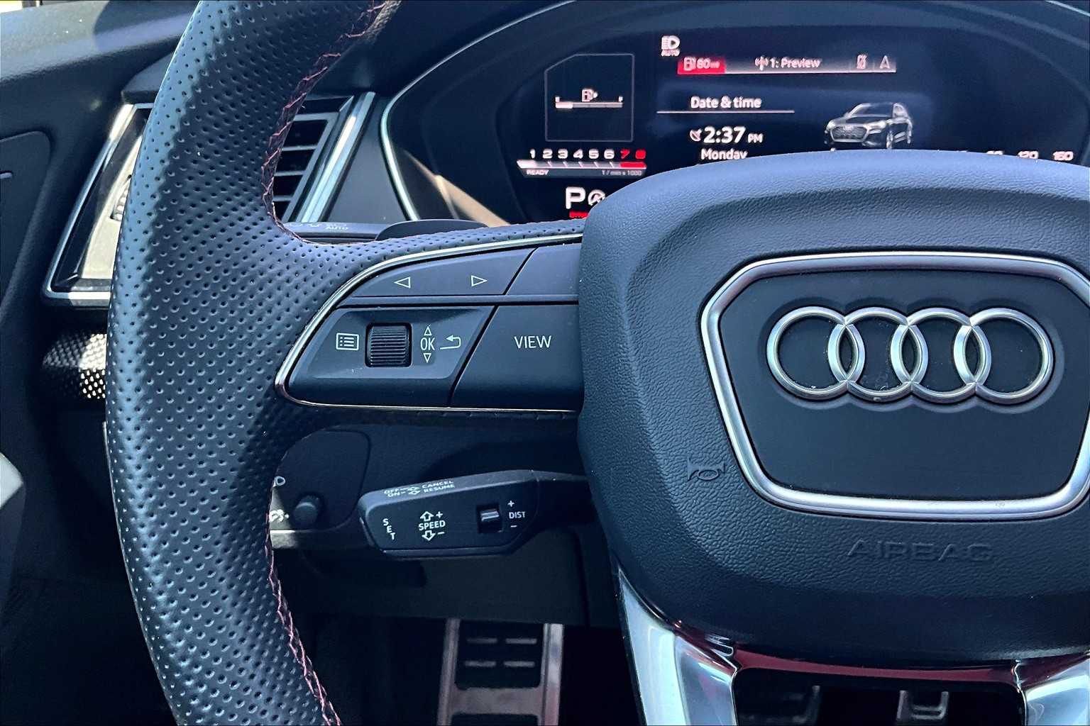 2023 Audi SQ5 Premium Plus photo 40