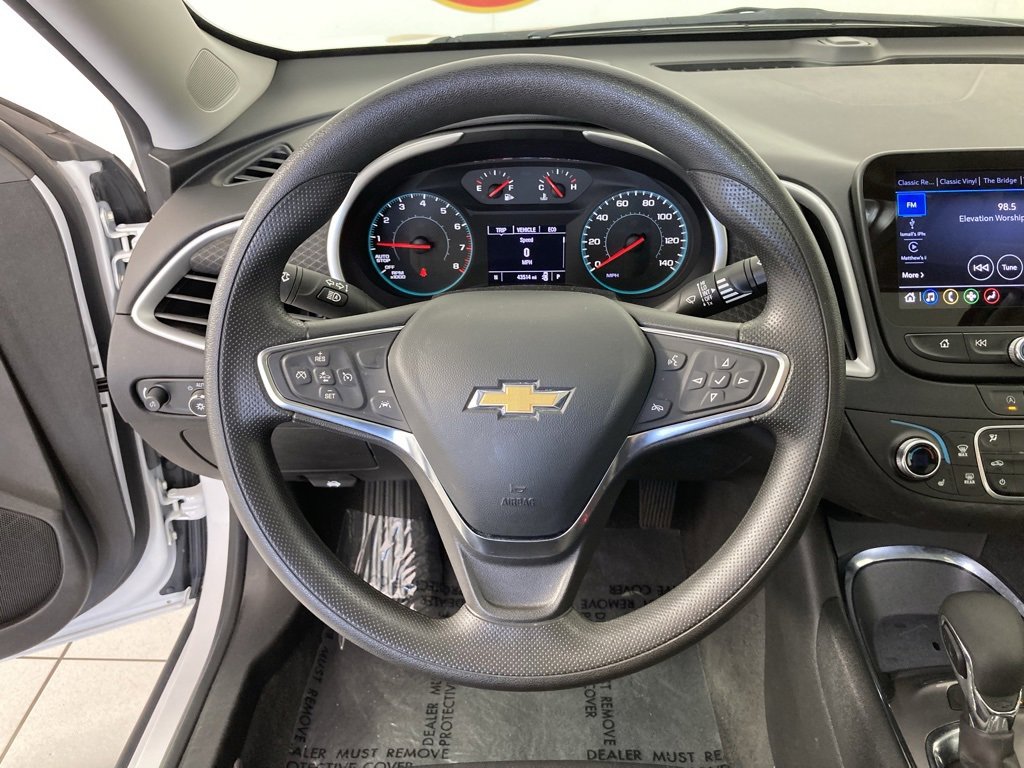 2024 Chevrolet Malibu 1LT photo 7