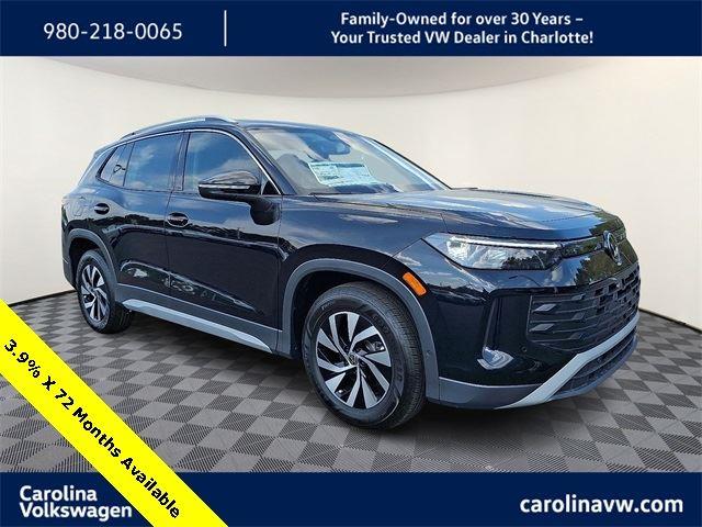 2025 Volkswagen Tiguan S's photo