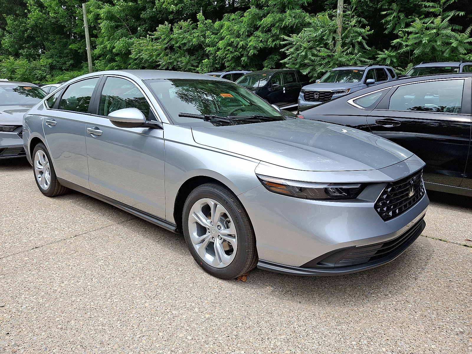 2025 Honda Accord LX photo 2