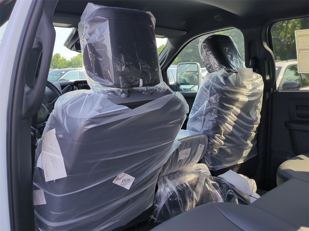 2025 Ram 2500 Tradesman photo 9