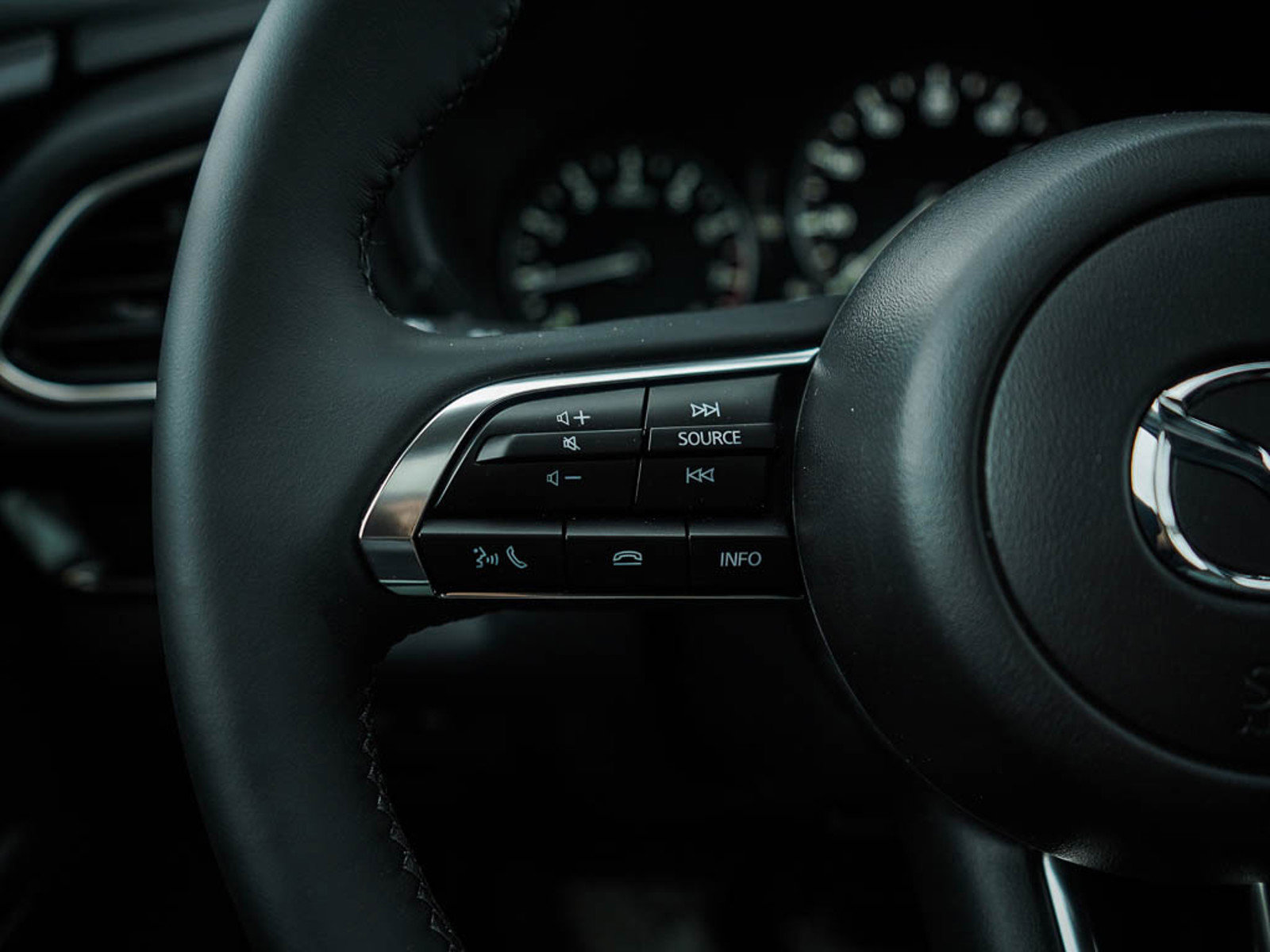 2025 Mazda CX-30 2.5 S Preferred photo 18