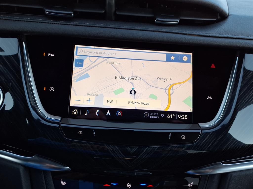 2025 Cadillac XT6 Premium Luxury photo 4