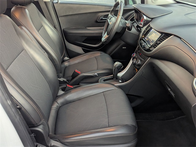 2020 Chevrolet Trax LT photo 27