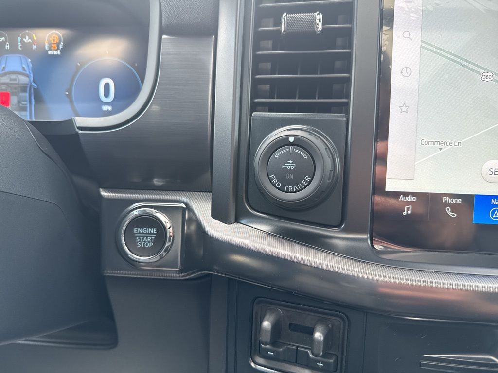 2025 Ford F-150 Lariat photo 32