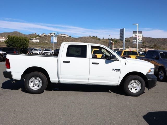 2023 Ram 1500 Classic Tradesman photo 3