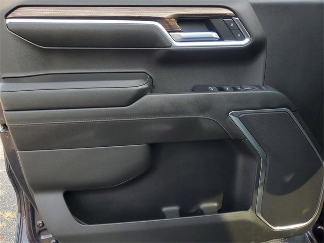 2022 Chevrolet Silverado 1500 RST photo 10