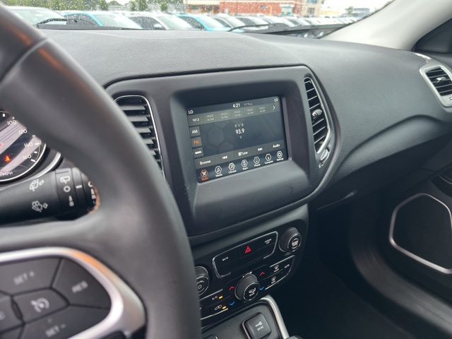 2021 Jeep Compass Latitude photo 22