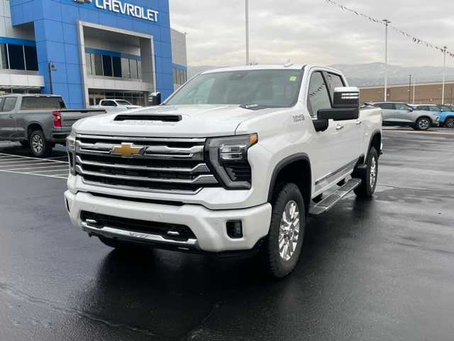 2025 Chevrolet Silverado 2500HD High Country photo 5