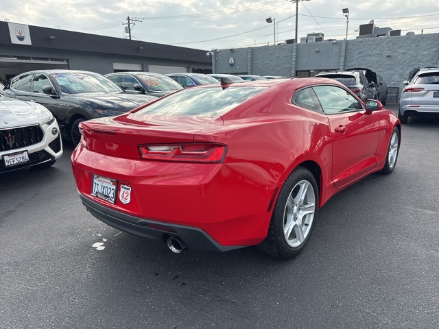 2016 Chevrolet Camaro 1LT photo 4
