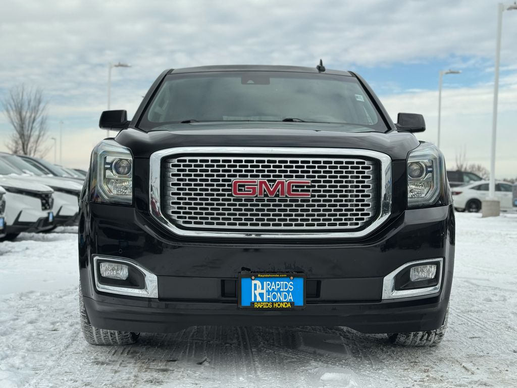 Used 2016 GMC Yukon Denali with VIN 1GKS2CKJ2GR377563 for sale in Coon Rapids, Minnesota