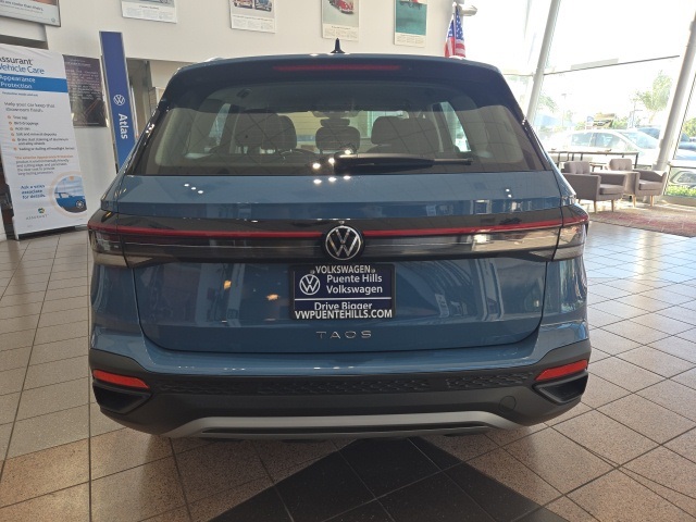 2025 Volkswagen Taos S photo 6