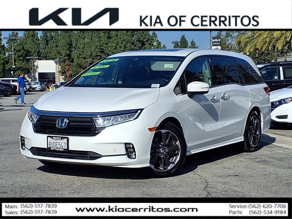 2021 Honda Odyssey Elite's photo