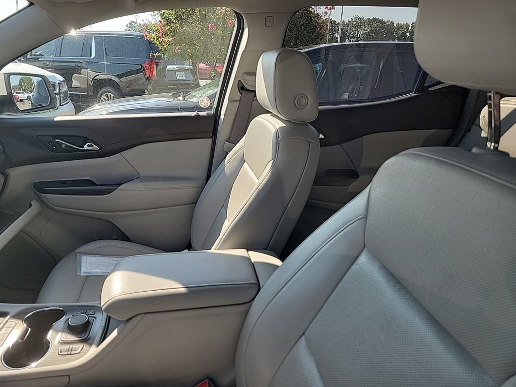 2023 Gmc Acadia SLT photo 25
