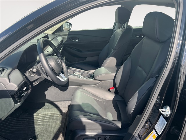 2025 Honda Accord Hybrid Touring photo 3