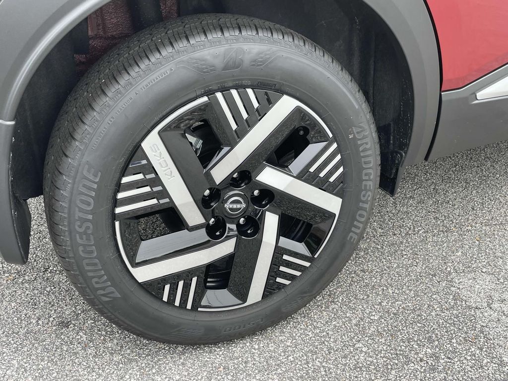 2026 Nissan Kicks SV photo 3