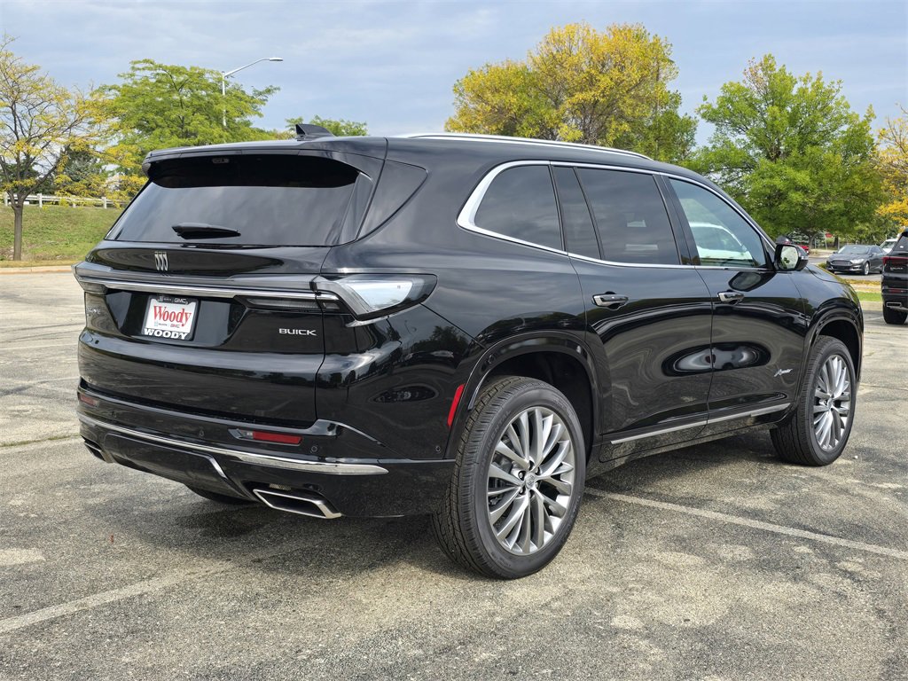 2026 Buick Enclave Avenir photo 2