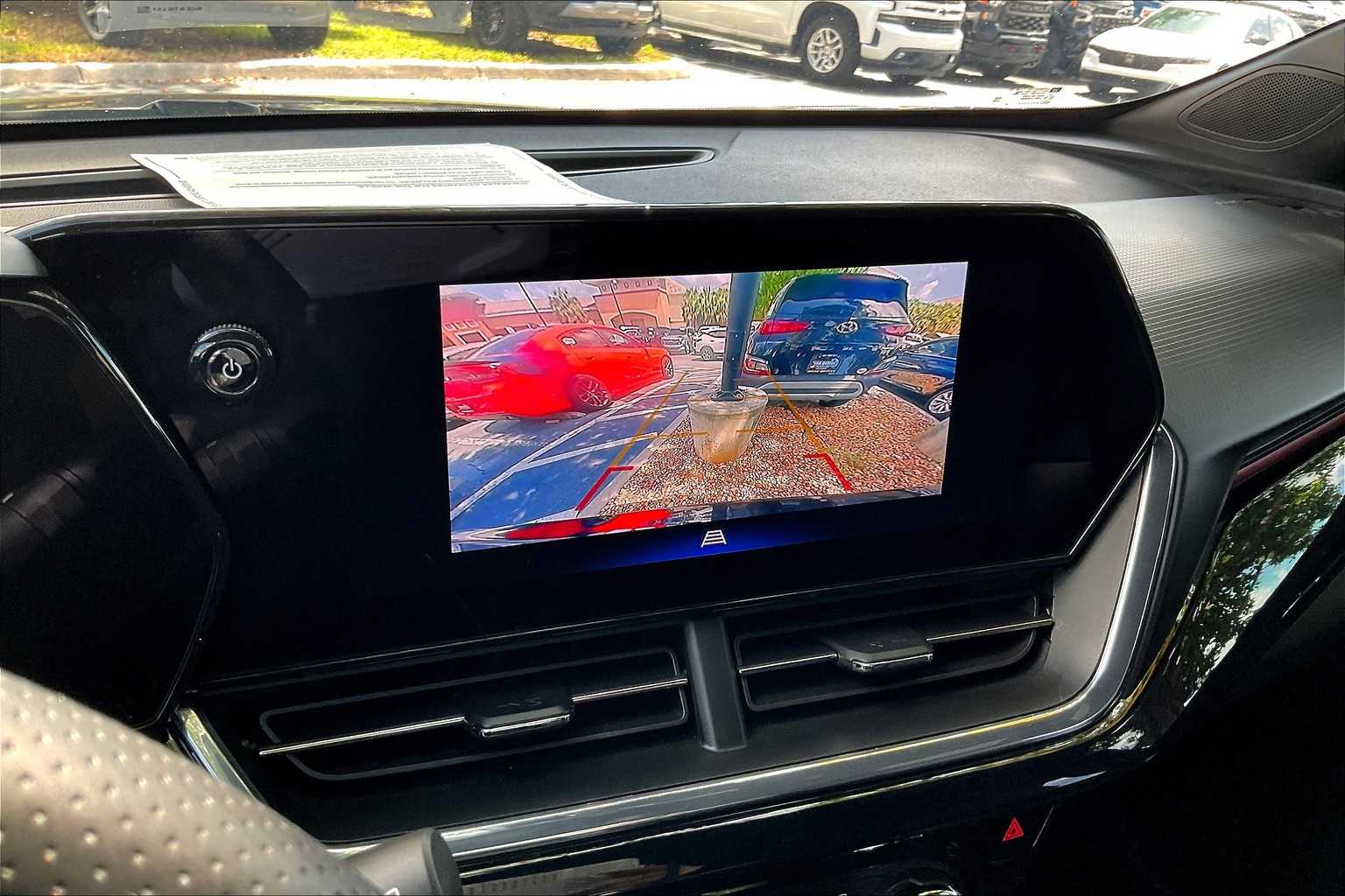 2025 Chevrolet Trax photo 18
