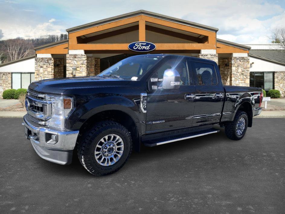 2020 Ford F-350 Super Duty XLT's photo