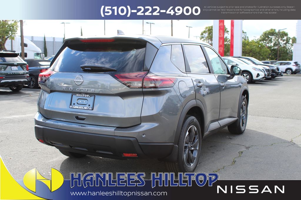 2026 Nissan Rogue SV photo 4