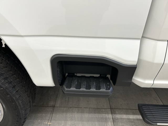 2025 Ford F-350 King Ranch photo 9