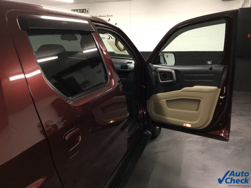 2012 Honda Ridgeline RTS photo 16