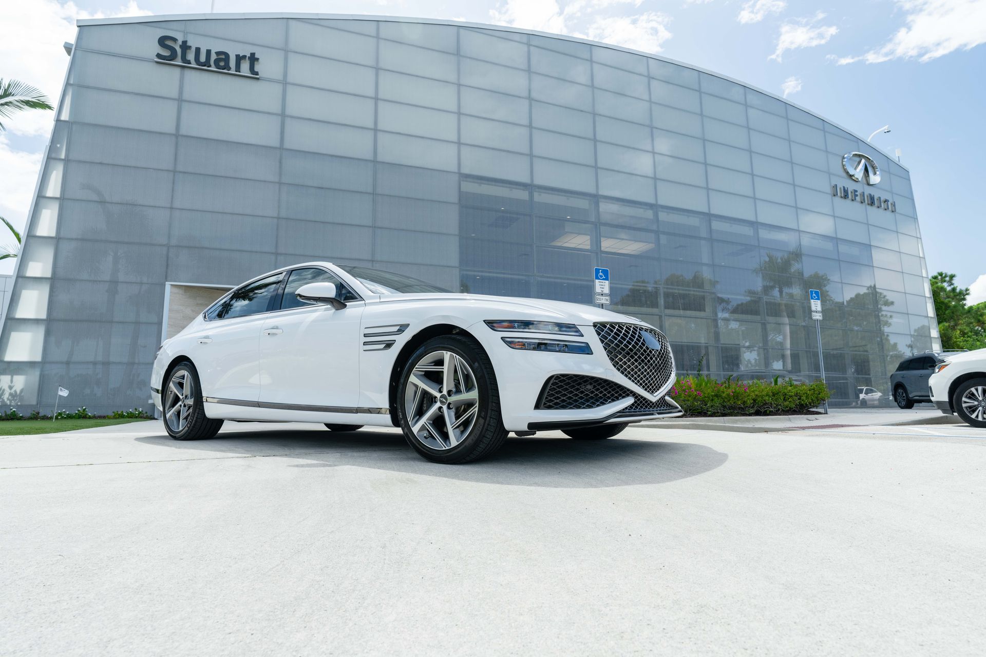 2024 GENESIS G80 SPORT's photo