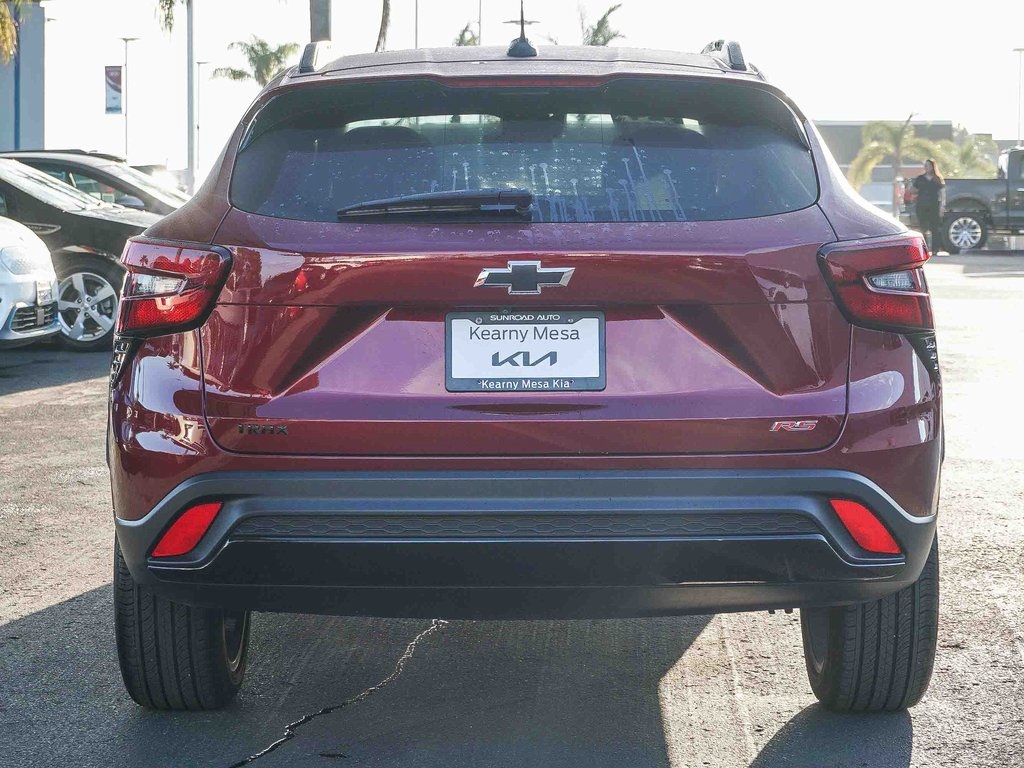 2024 Chevrolet Trax photo 7