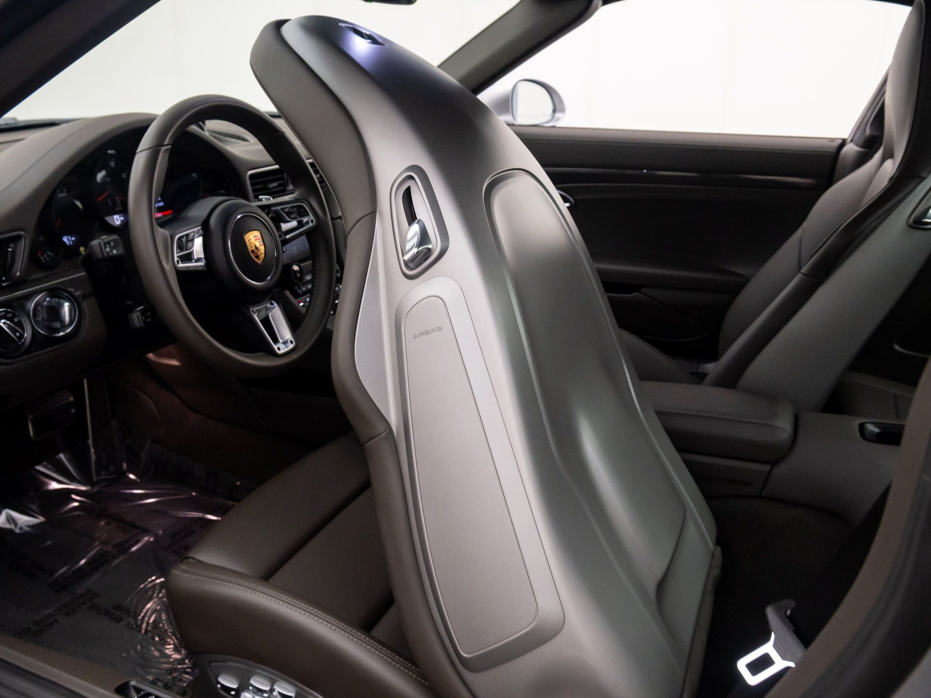 2019 Porsche 911 Targa 4 GTS photo 19