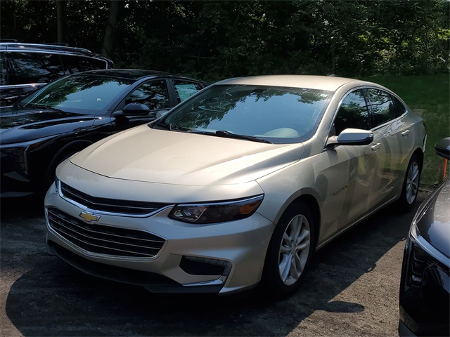 Used 2016 Chevrolet Malibu 1LT with VIN 1G1ZE5ST4GF302789 for sale in Battle Creek, MI