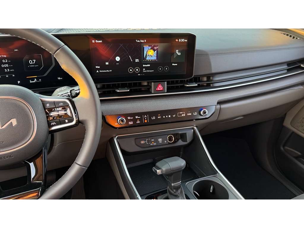 2026 Kia Carnival SX Prestige photo 12