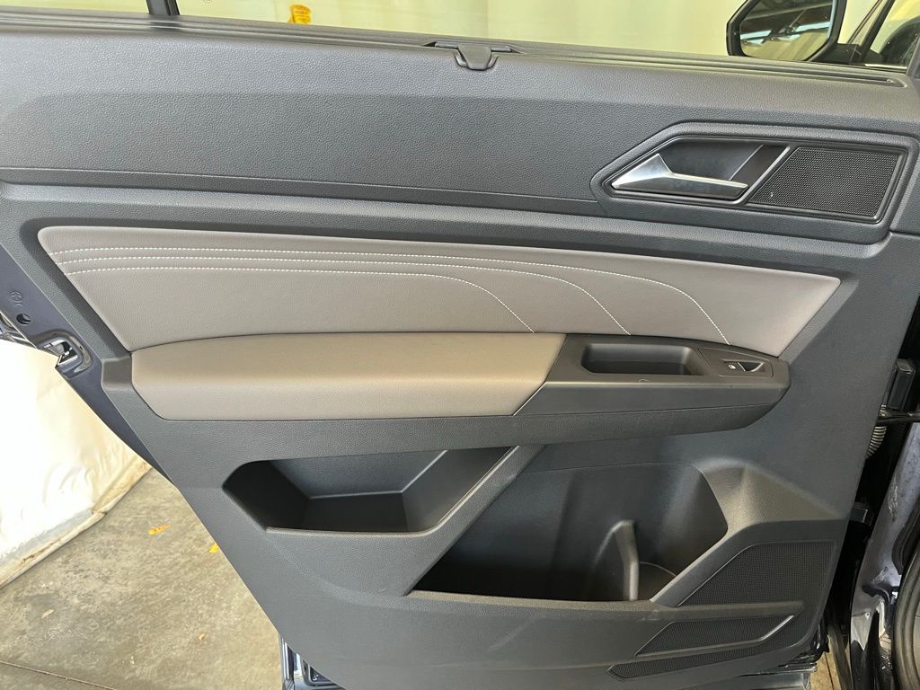 2022 Volkswagen Atlas V6 SE Technology photo 24