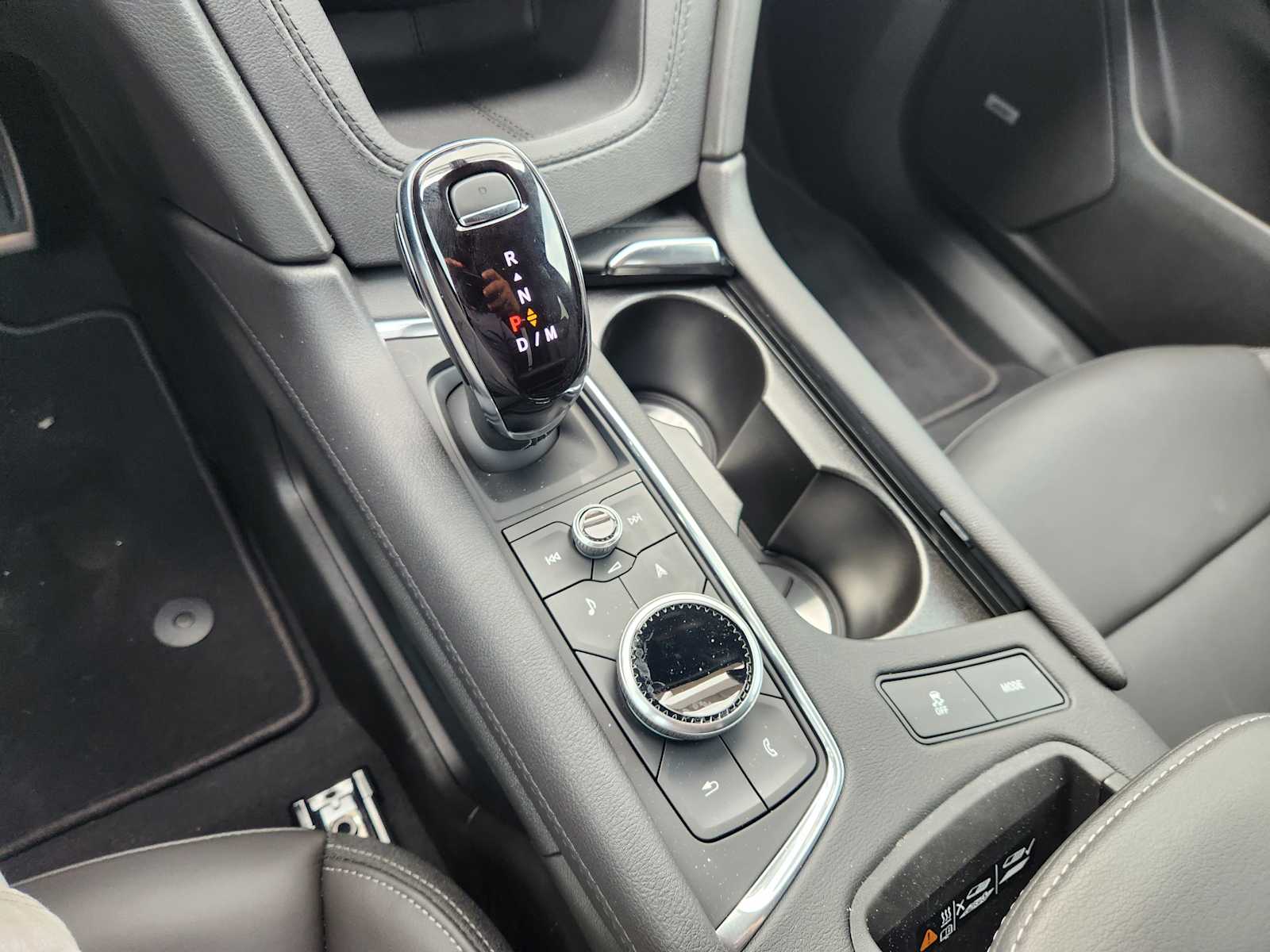 2025 Cadillac XT5 Sport photo 13