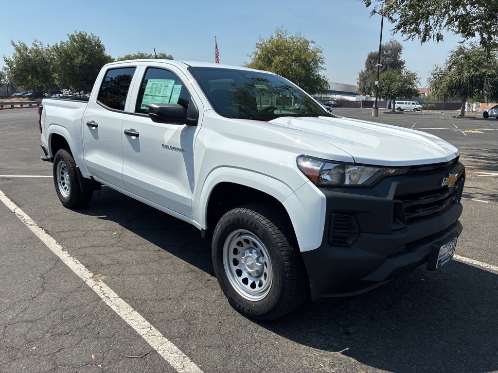 2026 Chevrolet Colorado Work Truck's photo
