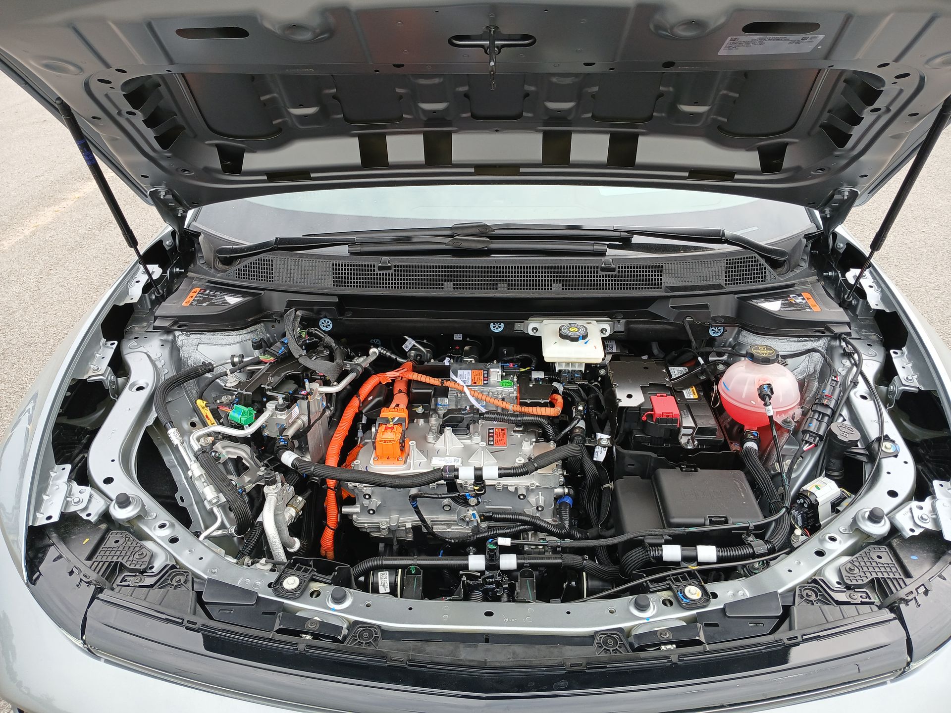 2025 Chevrolet Equinox EV 1LT photo 29