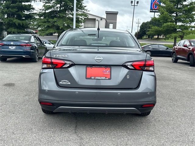 2025 Nissan Versa 1.6 S photo 5