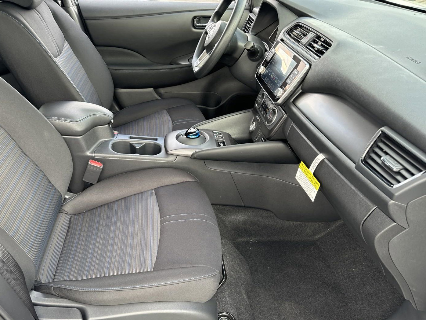 New 2025 Nissan LEAF near Denver l Lakewood, CO 1N4AZ1BV6SC565076