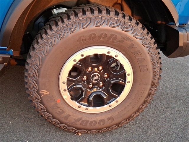 2024 Ford Bronco Badlands photo 5