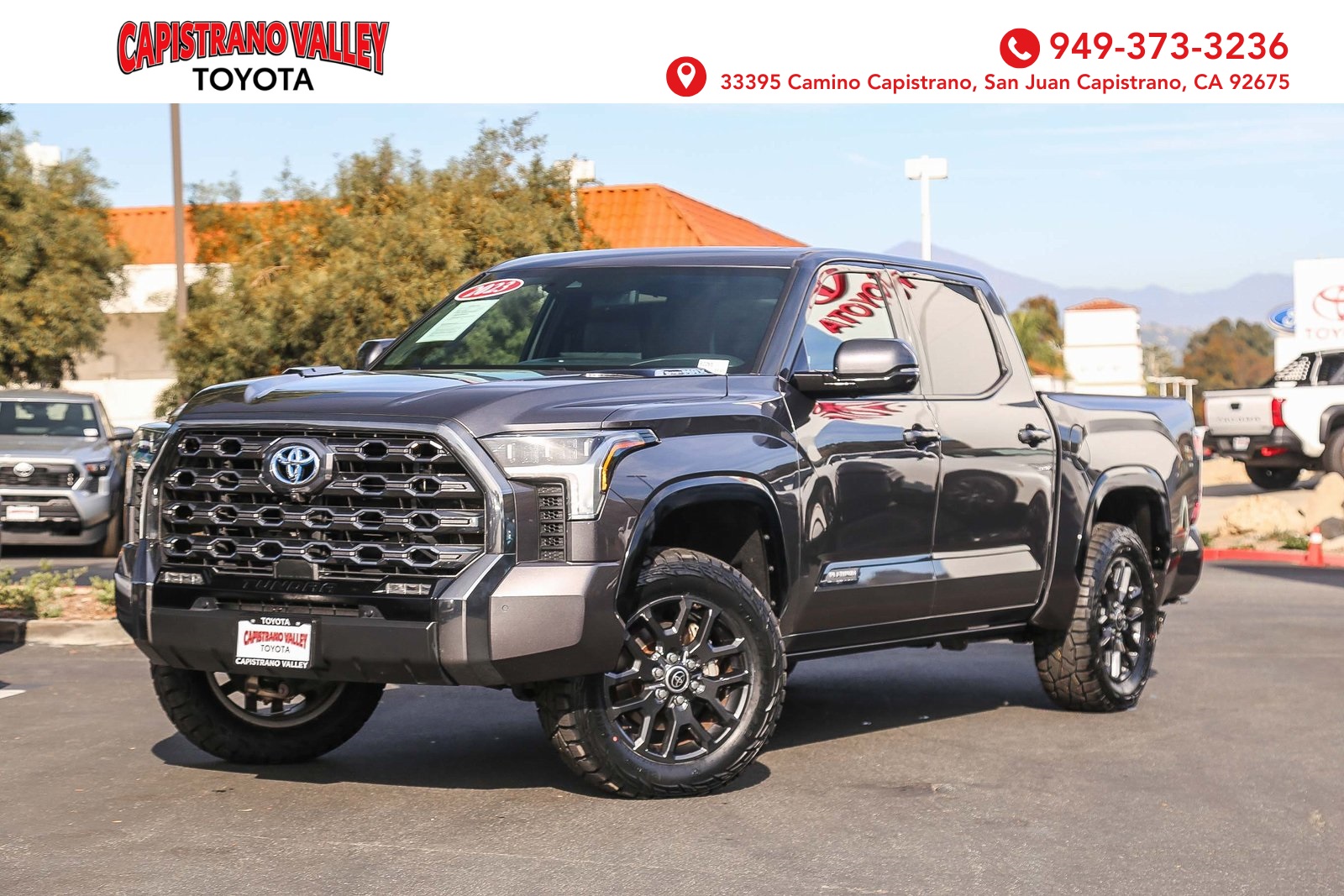 2023 Toyota Tundra Platinum's photo