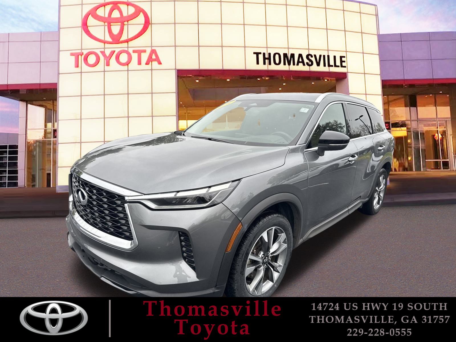 Used 2024 Graphite Shadow INFINITI LUXE image 1